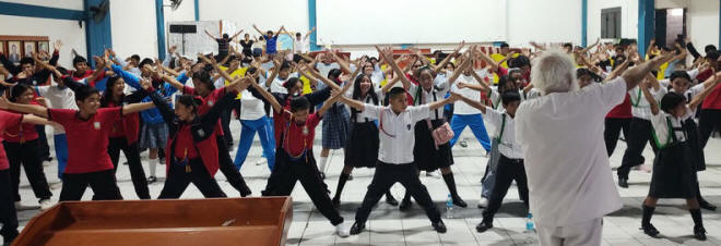 Movement activities led by Homa Therapy Teacher Abel Hernandez.